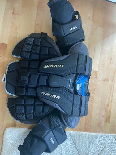 New Large Bauer Elite Goalie Chest Protector