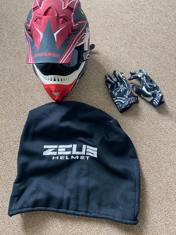 Motor Cross Helmet And Gloves Set New Very Good Condition