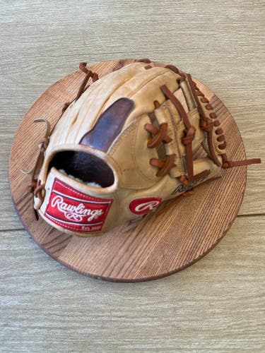 Used Right Hand Throw 11.25" Pro Preferred Baseball Glove