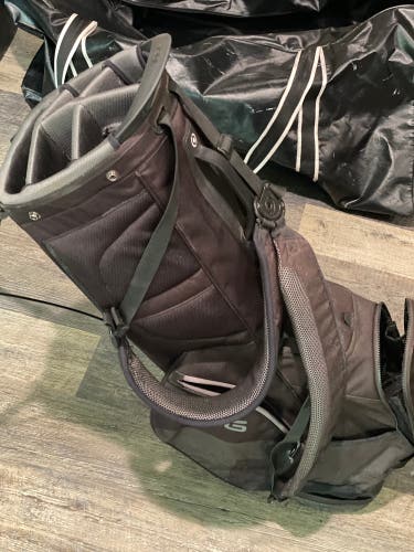 Unisex Ping Carry Bag