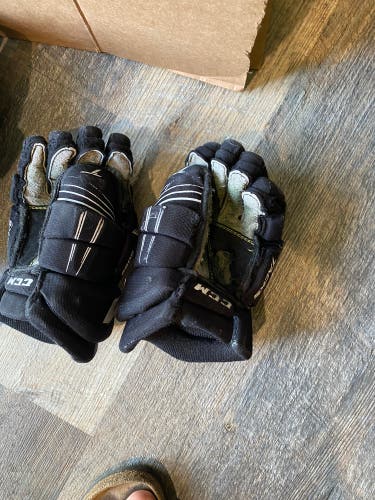 Used CCM 10"  Super Tacks Gloves