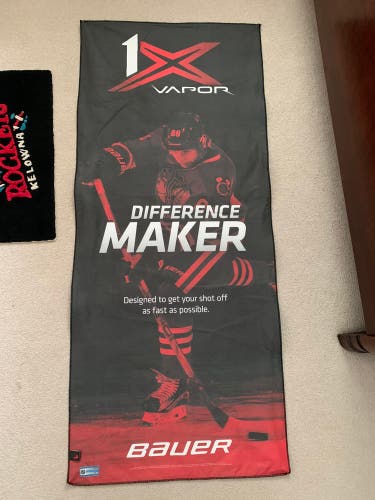 Bauer 1X Promotional Banner - Patrick Kane