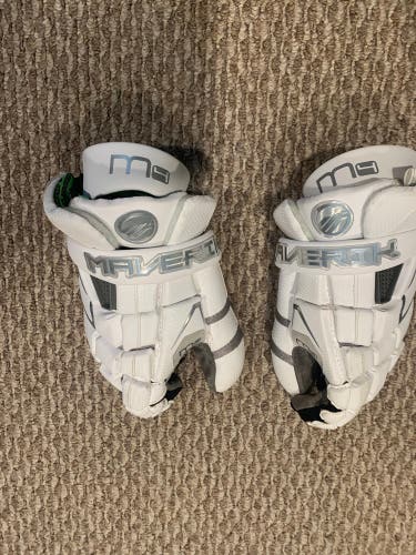 Used Goalie Maverik 13" Lacrosse Gloves