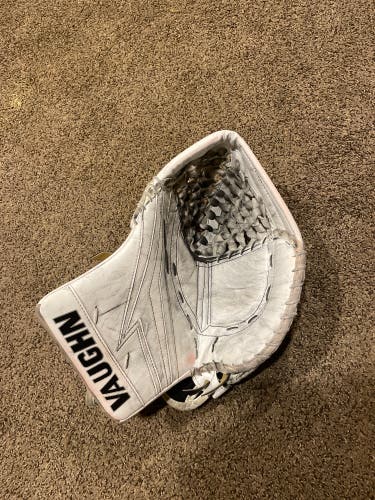 Used Vaughn V9 XP Pro Glove