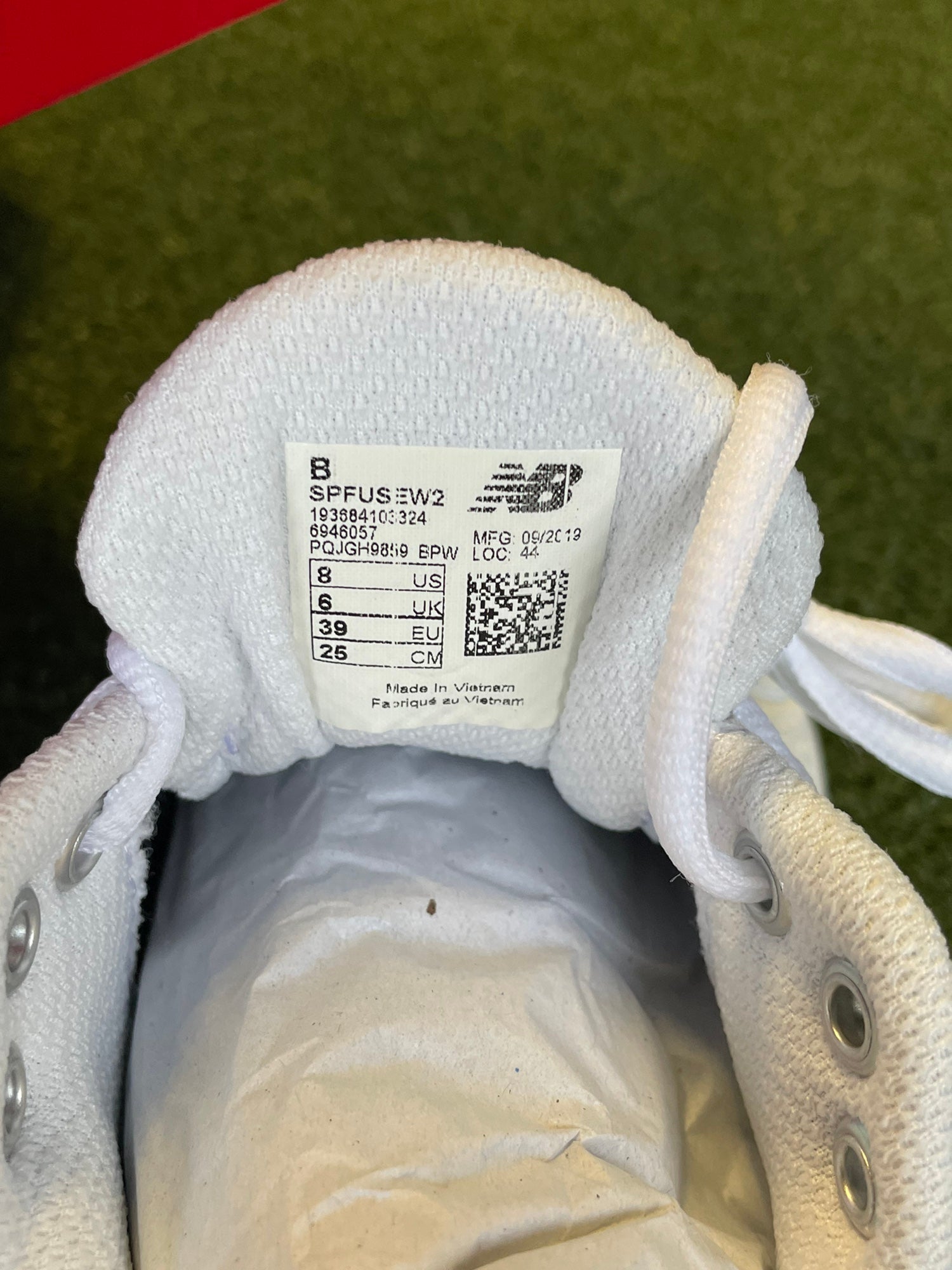 new balance fuse v2 metal