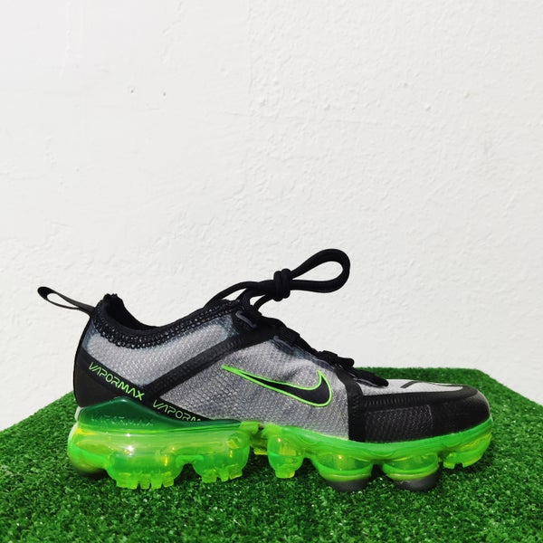 geest Gecomprimeerd Blaast op Nike Air VaporMax 2019 Black Scream Green Green Sample GS Sneakers Size  3.5Y | SidelineSwap