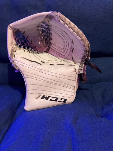 CCM premier R1.5 goalie glove