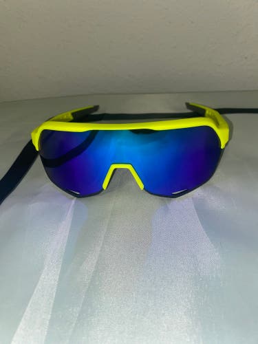 100% S2 Sunglasses Yellow W/ Blue Lenses