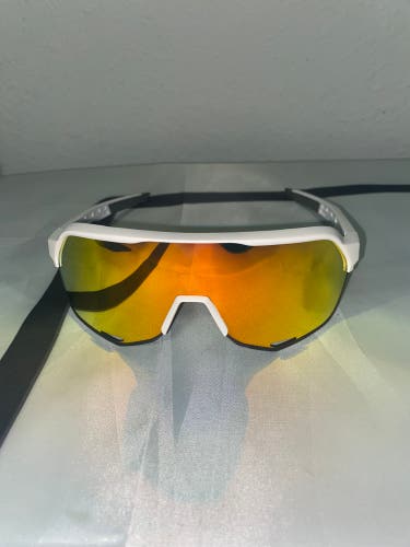 100% S2 Sunglasses White W/ Red Lenses
