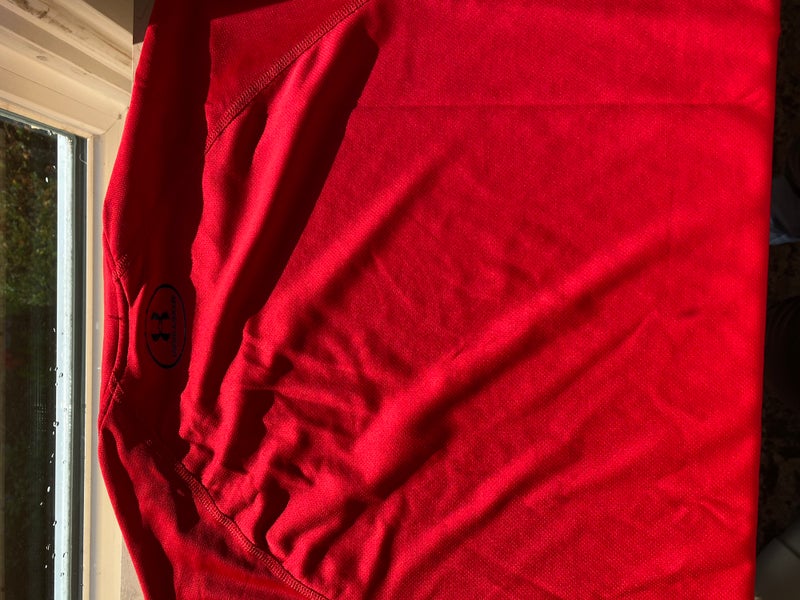 Red Used Medium Under Armour Shirt