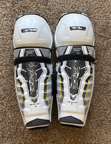 15” CCM Ultra Pro Shin Pads