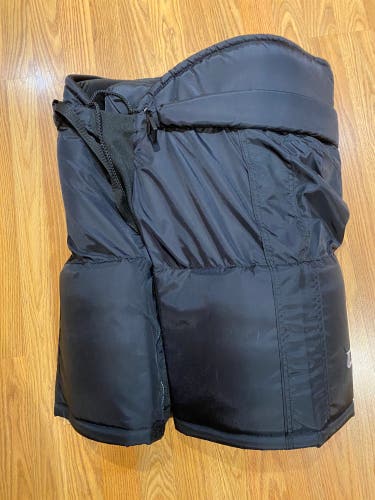 Senior Large CCM Pro Stock HP70 Hockey Pants