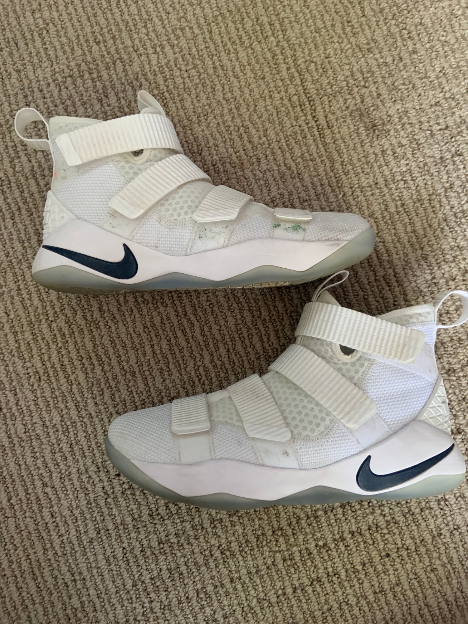 size 7.5 basketball shoes