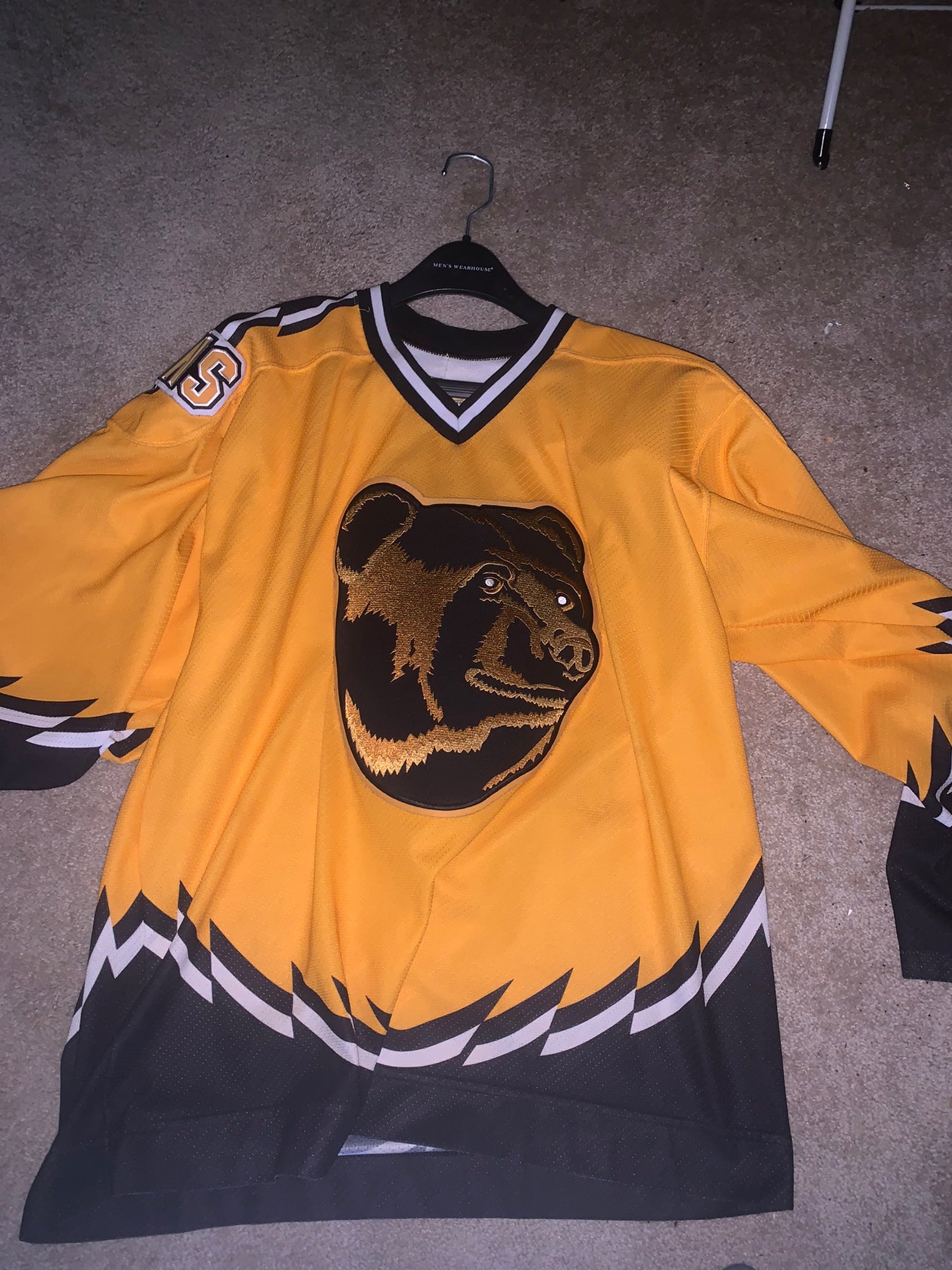 Vintage 90s Boston Bruins Pooh Bear Alternate Koho Jersey Size 