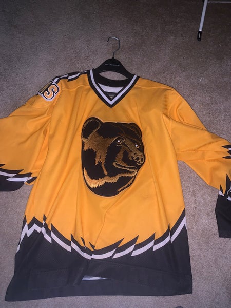 Bruins Pooh bear vintage KOHO jersey.