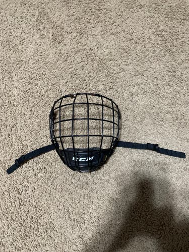 Used ccm Hockey cage size Large