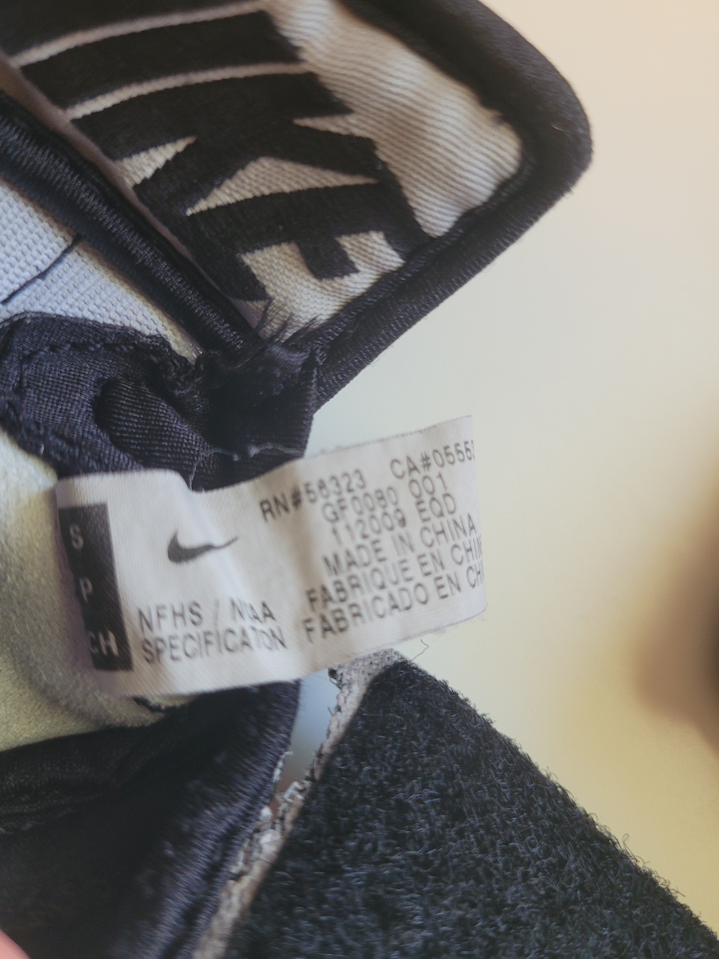 nike rn 56323 ca 05553 gloves