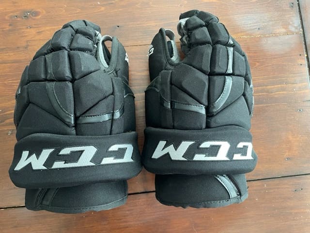 CCM HG12 Gloves 14" Pro Stock