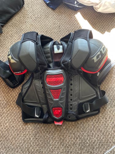 Senior Large CCM  U+ CL Shoulder Pads