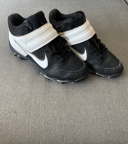 Nike Alpha Huarache Varsity Mid Keystone VRS Youth Baseball Cleats AO7582-003