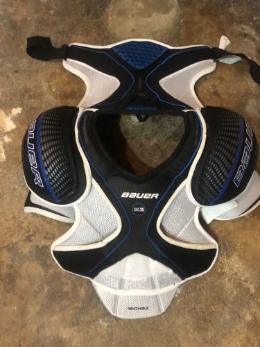Bauer supreme one35 shoulder pads