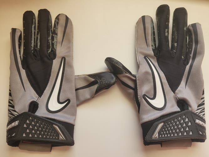 Nike Vapor Jet Football Receiver Gloves Black/Grey Used Adult Medium M Lucky