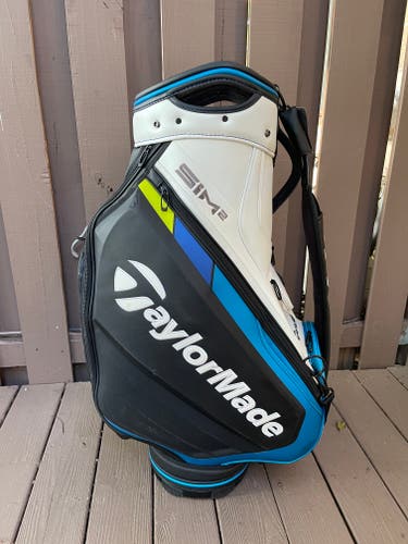 TaylorMade SIM2 Tour Staff Golf Bag