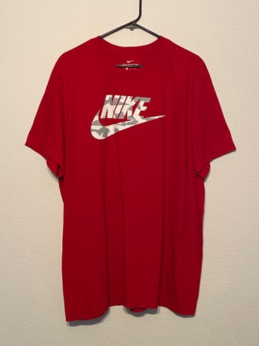 NIKE FUTURA T Shirt Men XL Gym Red Snow Camo Icon Logo Short Sleeve Crew Neck