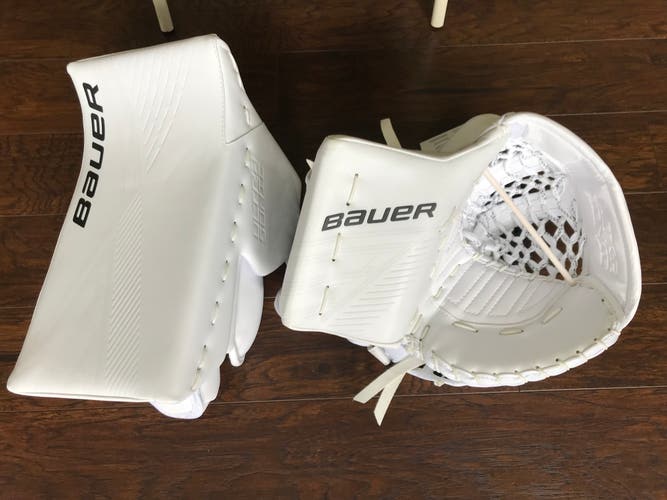 NEW Bauer Ultrasonic Pro Glove & Blocker Set - All white