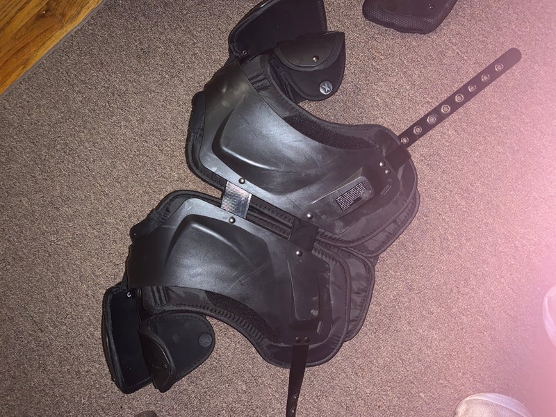 Adult Small Xenith Velocity 2 Shoulder Pads