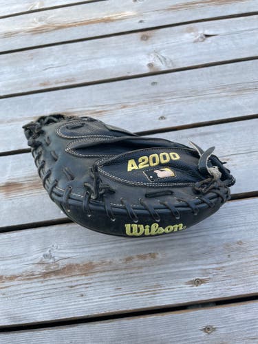 Used Wilson Right Hand Throw A2000 Catcher's Glove 33.5"