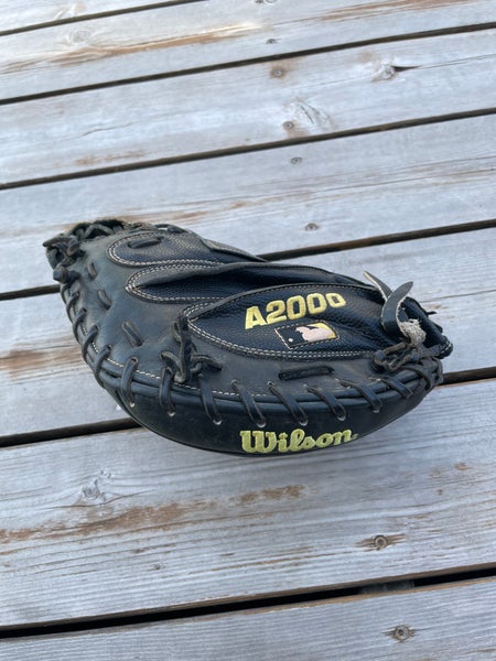 Used Wilson Right Hand Throw A2000 Catcher's Glove 33.5"