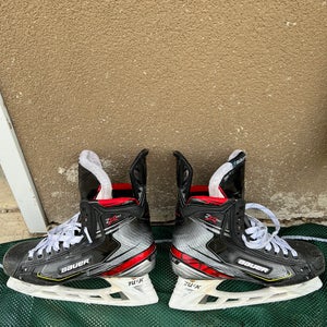 Bauer Regular Width Pro Stock Size 8 Vapor 2X Pro Hockey Skates