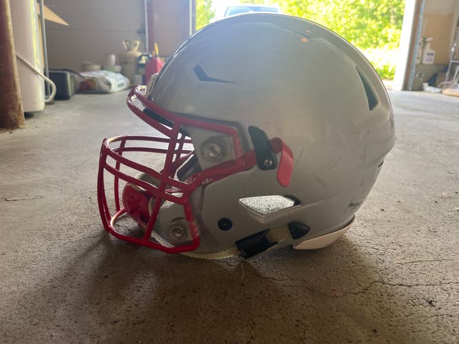 Used 2017 riddell speed flex youth large