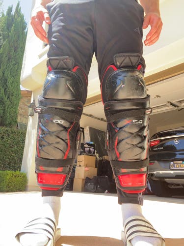 Used Bauer Vapor 15” X100 Shin Pads