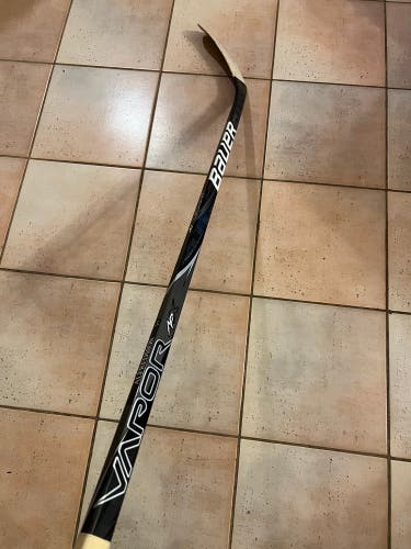 Daniel Alfredsson Pro Stock Bauer APX Right Handed 87 Flex Toe Curve Grip Used