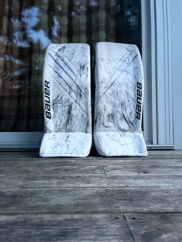 33+1” Bauer Vapor Hyperlite Goalie Leg Pads