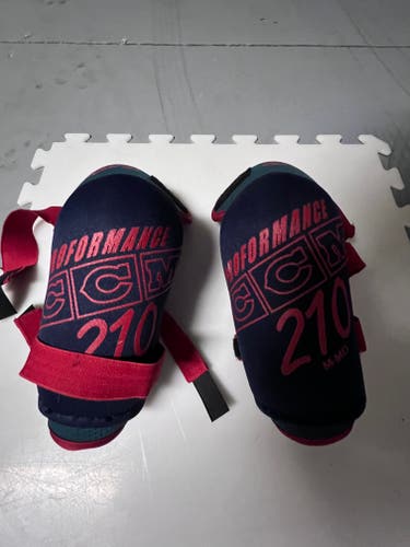 New Medium CCM Elbow Pads
