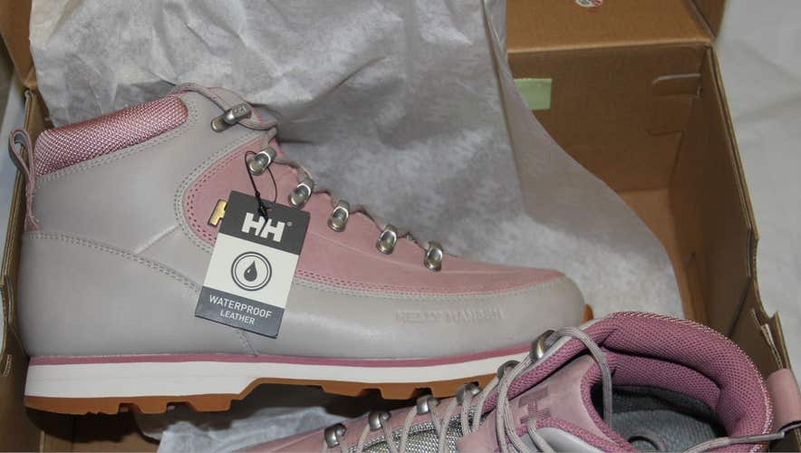 NEW  Helly Hansen $160 boots leather waterproof Women's W The Forester Boot size US 8