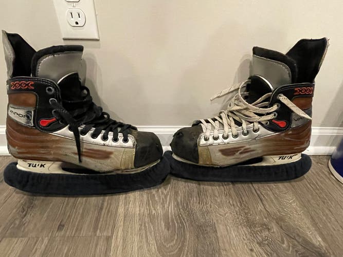 Used 8.5 D Bauer Vapor XXXX Skates