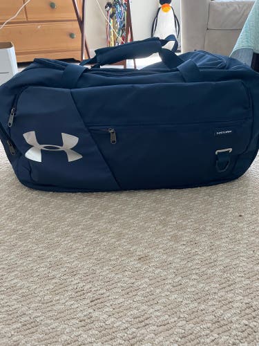 ND Issued Under Armour Storm #33 Navy Duffel Bag