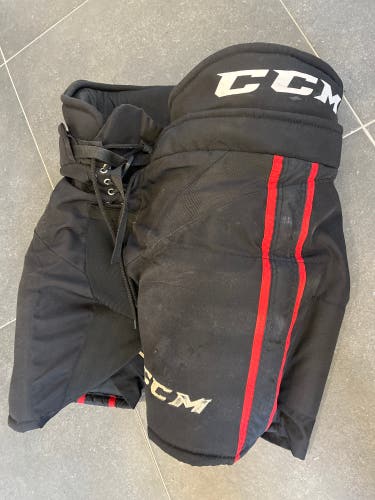 Senior Large Pro stock CCM hp31 Hockey Pants