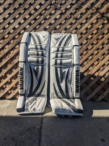 Used 34" Vaughn Velocity V5 7480 Goalie Leg Pads