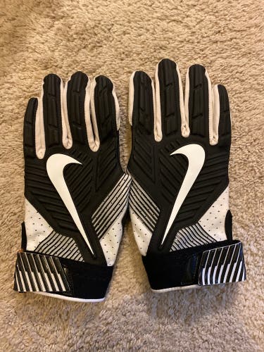 Black Adult XXL Nike D-Tack 5.0 Gloves
