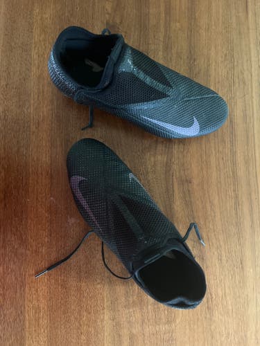 Black Men's Used Size 10  Nike phantom vision 2 academy cleats