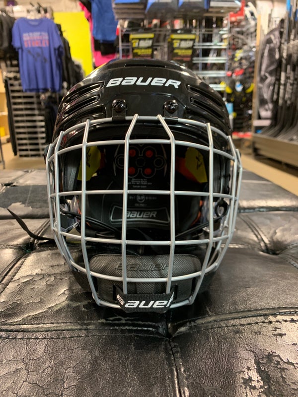 New Youth Bauer  Re-Akt 75 Helmet Small