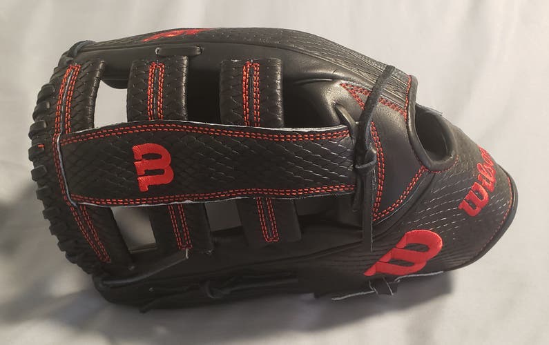 Used Wilson A2K 1775 12.75" Outfield Left Hand Throw