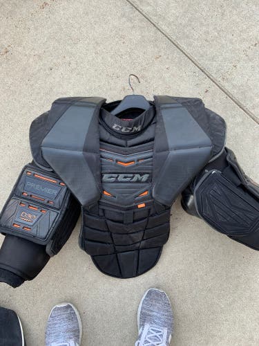 Used 26" Regular Goalie Full Set