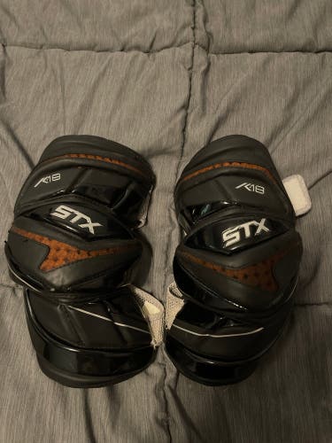 Used Extra Large STX K18 Arm Pads