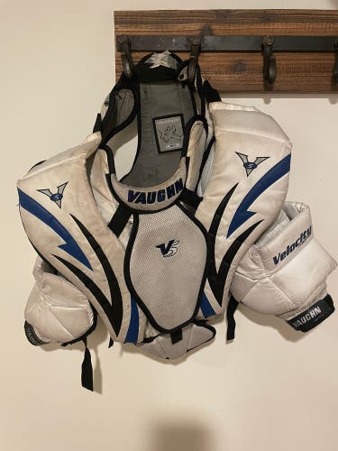 Used Large Vaughn Velocity V5 Goalie Chest Protector